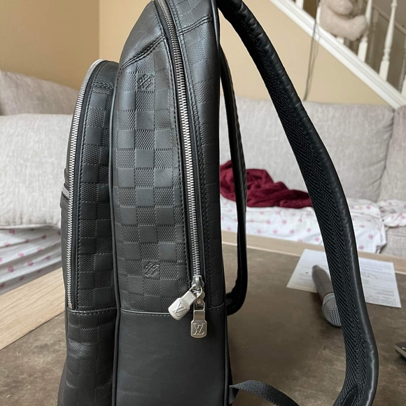 Authentic L.v backpack - Picture 7 of 10